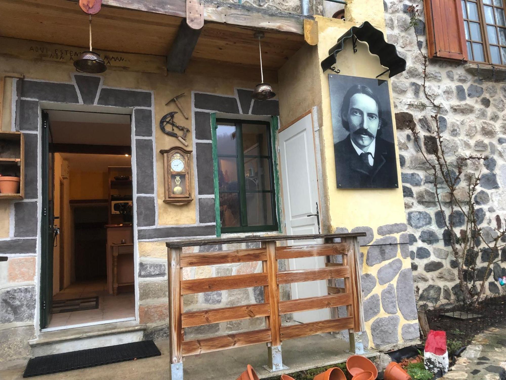Chez Steve And Son Apartamento Goudet Exterior foto